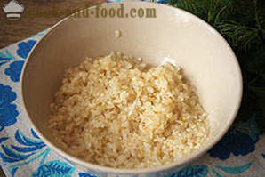 Hoe te kippensoep met rijst koken