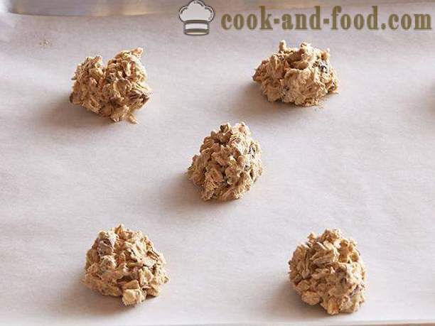 Oatmeal cookies met rozijnen en noten recept