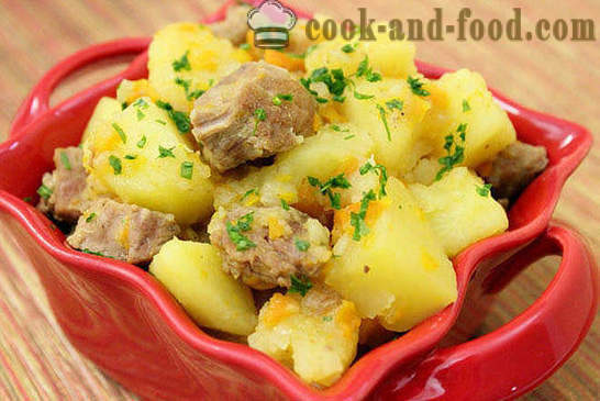 Aardappelen in de schil met vlees