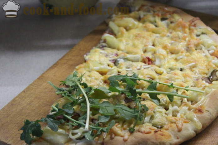 Gist pizza met vlees en kaas thuis - stap voor stap foto-pizza recept met gehakt in de oven