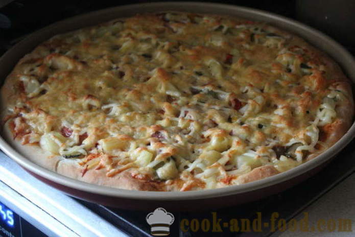 Gist pizza met vlees en kaas thuis - stap voor stap foto-pizza recept met gehakt in de oven