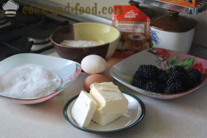 Jellied braambessenpastei zonder yoghurt - hoe je een blackberry taart te maken in de oven, met een stap voor stap recept foto's