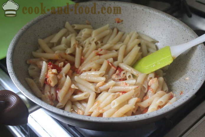 Italiaanse pasta met tomaat en vis - hoe om te koken pasta met vis en tomaten, een stap voor stap recept foto's