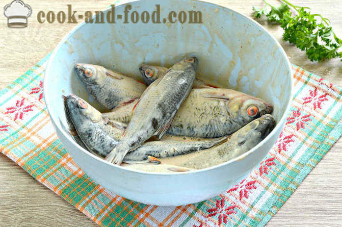 Kleine vis gebakken in de oven - hoe je een heerlijke kleine rivier vis, stap voor stap recept foto's te koken