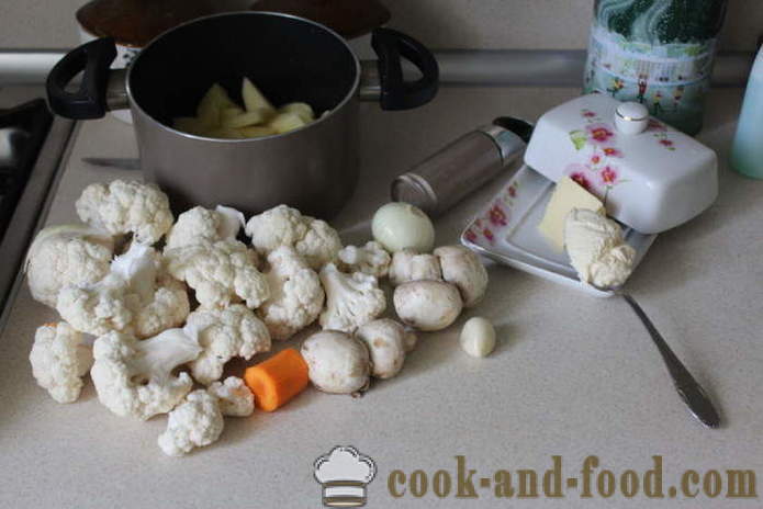 Romige soep met paddestoelen en bloemkool - hoe u de soep met champignons, een stap voor stap recept foto's te koken
