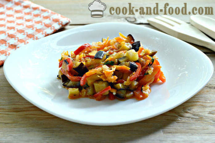 Heerlijke gestoomde aubergine met groenten - hoe voor het blussen van de aubergine met groenten in een pan, een stap voor stap recept foto's