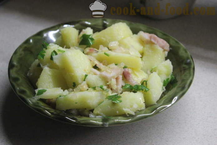 Smakelijke aardappelen met knoflook en spek - hoe je een heerlijke nieuwe aardappelen koken, een stap voor stap recept foto's