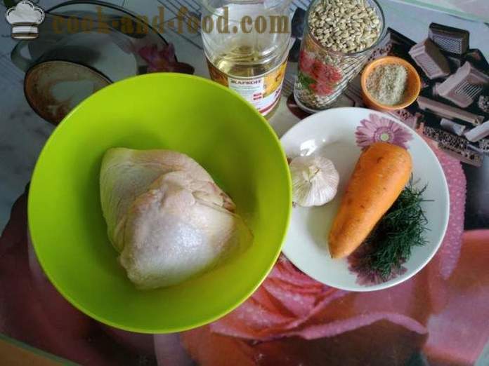 Heerlijke kip pilaf parelgort en kippendijen - hoe je een kip pilaf met gerst, een stap voor stap recept foto's maken