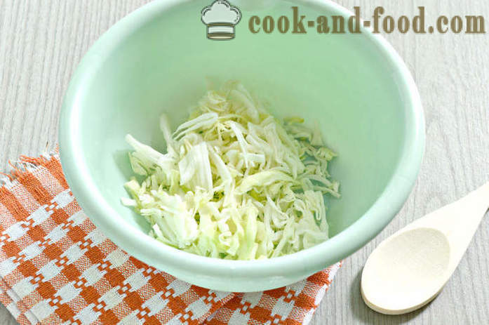 Salade met croutons, Koreaans wortel, worst - Hoe maak je een salade met croutons en mayonaise, een stap voor stap recept foto's voor te bereiden