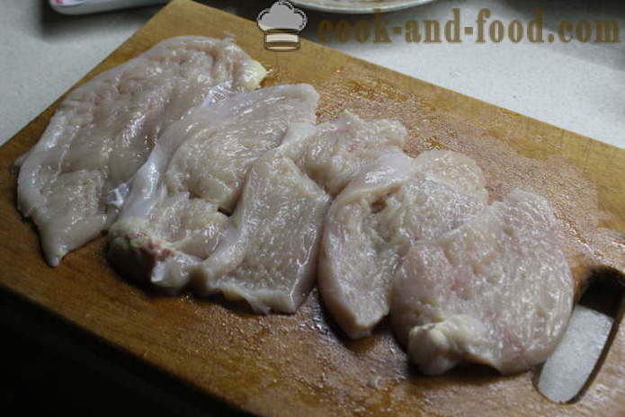 Zelfgemaakte kip roll gevuld met spinazie - hoe te rollen kipfilet te maken in de oven, met een stap voor stap recept foto's