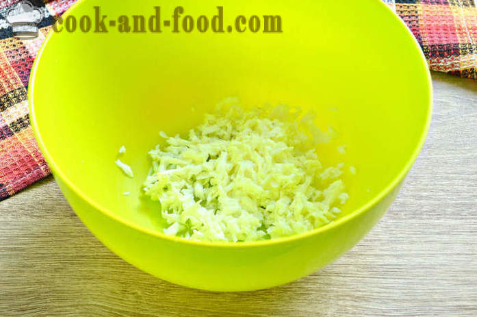 Okroshka op kvass zonder aardappelen - hoe je een mengelmoes met radijzen en worst, een stap voor stap recept foto's maken
