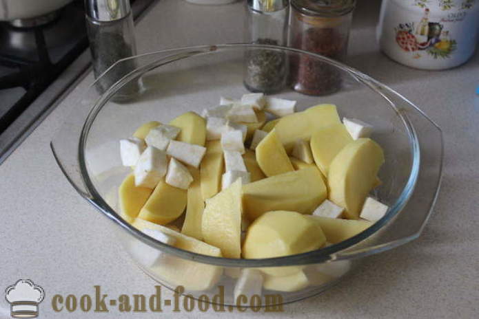 Aardappelen en selderij in de oven - als een smakelijke groente bakken in de oven, met een stap voor stap recept foto's