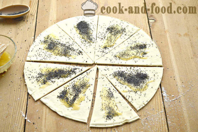 Bagels bladerdeeg gevuld met papaver en honing - hoe je bagels bladerdeeg met honing en maanzaad, een stap voor stap recept foto's