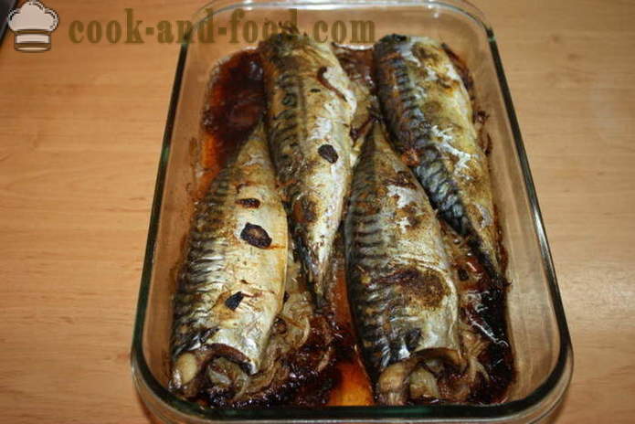 Makreel gevuld uien in de oven - hoe makreel met rijst, een stap voor stap recept foto's te koken