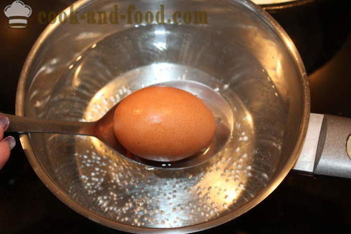 Ei gepocheerd in water - hoe je een gepocheerd ei thuis, stap voor stap recept foto's te koken