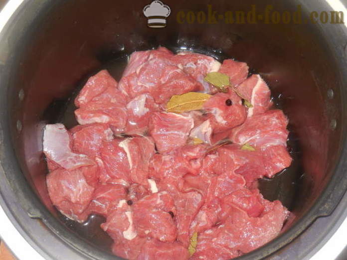 Tender kalfsvlees stoofpot - hoe kalfsvlees multivarka, stap voor stap recept foto's smoor