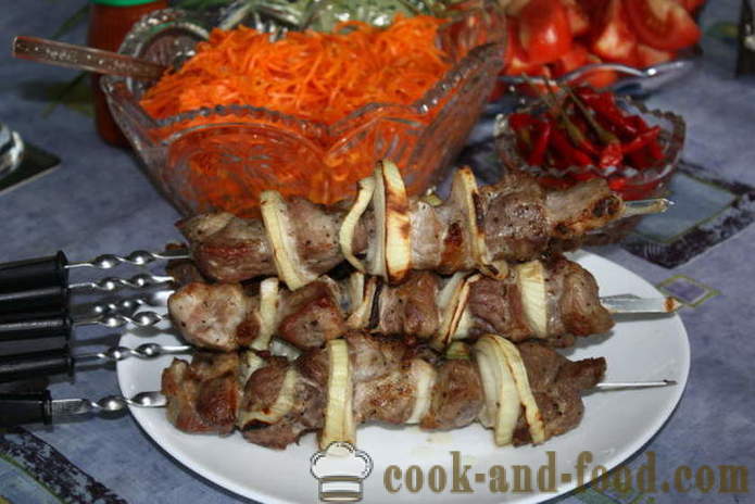 Kebab in elektroshashlychnitsy varkensvleeshals - hoe kebabs in elektroshashlychnitsy koken, stap voor stap recept foto's