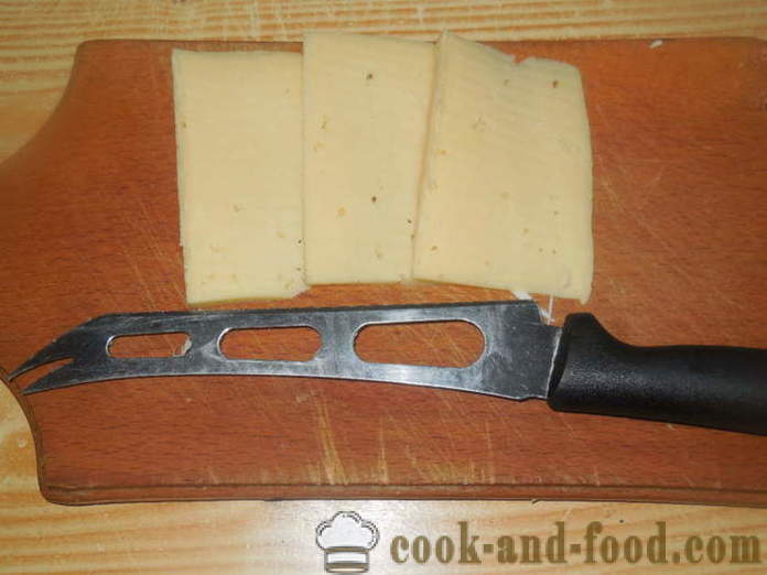 Warme broodjes met kaas en krab sticks - hoe warme broodjes te maken in de oven, met een stap voor stap recept foto's