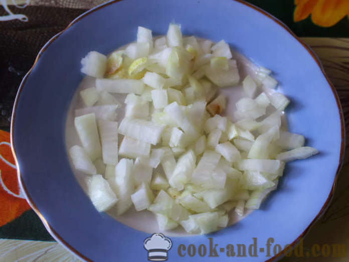 Aubergine salade met uien en mayonaise - net als bak aubergine met mayonaise, een stap voor stap recept foto's