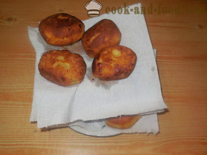 Cakes van kwark deeg met abrikozen in een pan - hoe cakes met abrikozen, stap te zetten voor stap recept foto's