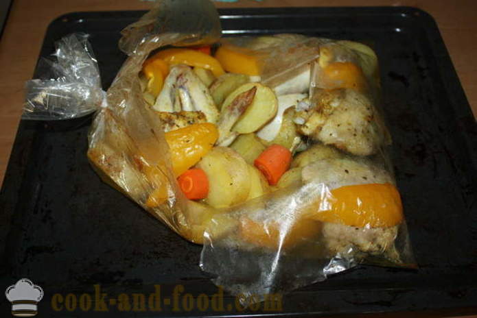 Gebakken aardappelen met kip in de mouw - hoe aardappelen koken in oven met kip, een stap voor stap recept foto's