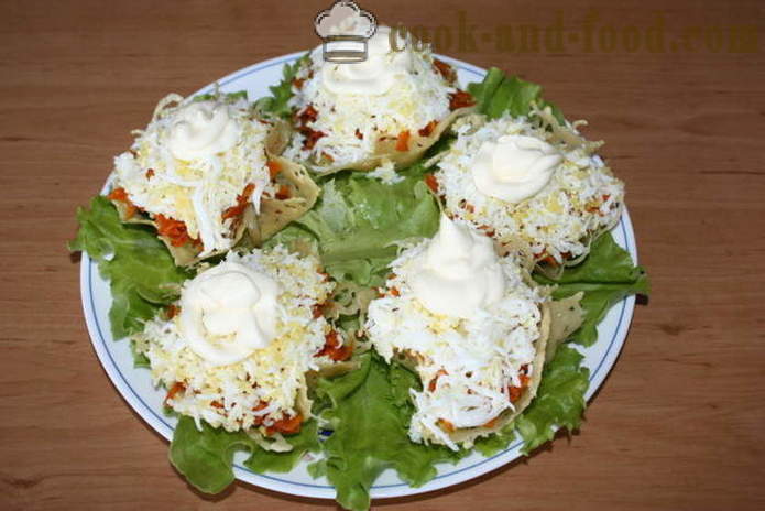 Heerlijke paddestoel salade in een kaas mand - hoe kaas manden van sla, een stap voor stap recept foto's maken