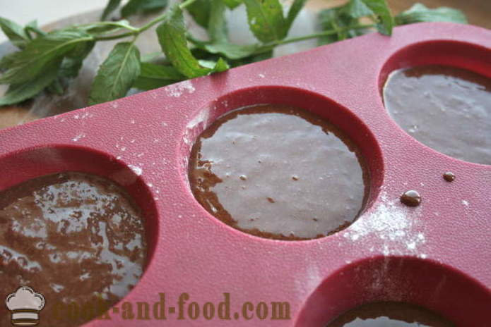 Chocolade fondant met een vloeistof centrum - een stap voor stap recept met foto's, hoe je fondant te maken thuis