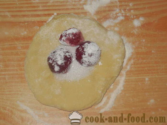 Wind cakes met aardbeien - hoe je taarten te koken met aardbeien in de oven, met een stap voor stap recept foto's