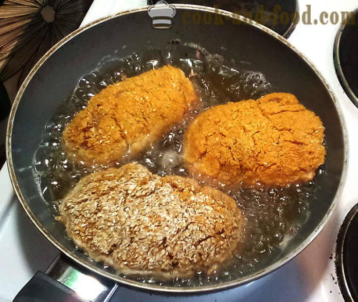 Koteletten van de kip met een heerlijke vulling en krokante - hoe taarten met een korst en vulling, met een stap voor stap recept foto's