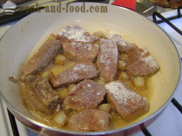 Lever met aardappelen in een pan - hoe runderlever met aardappelen, een stapsgewijze recept foto's te koken