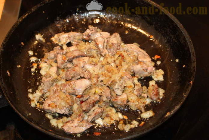 Ei gebakken in broodkruimels, gevuld met kip lever - hoe eieren, gepaneerde, koken met een stap voor stap recept foto's