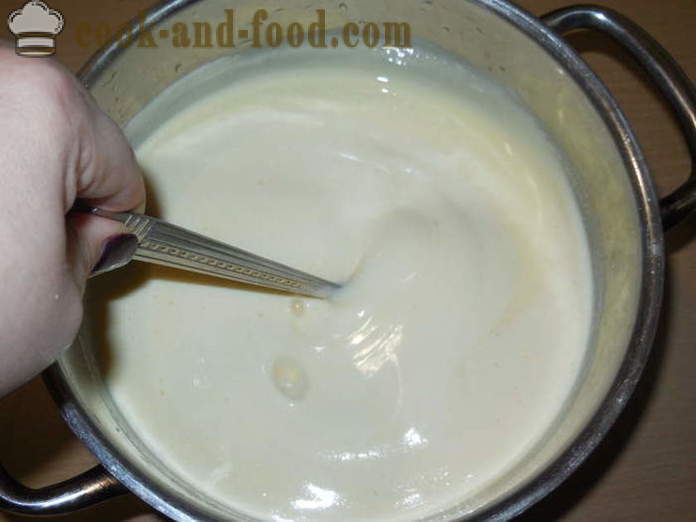Heerlijke braadpan van koe biest en eieren - als kok in de oven colostrum, een stap voor stap recept foto's