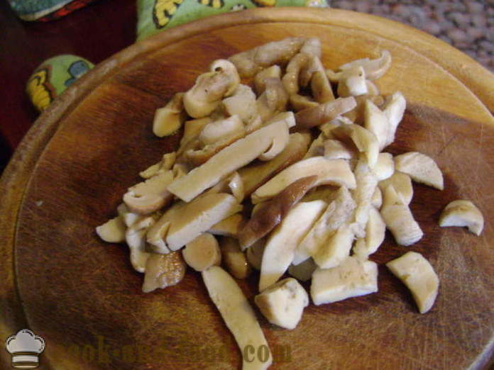 Heerlijke champignonsoep uit de bevroren witte champignons - hoe soep te koken van de bevroren witte champignons, een stap voor stap recept foto's