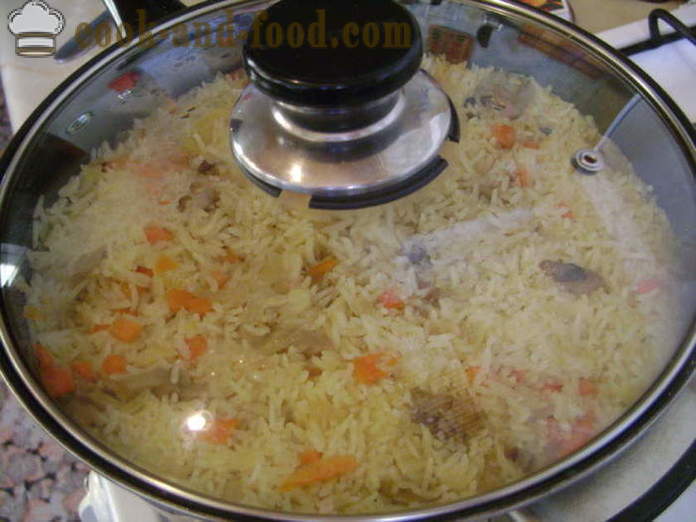 Meatless pilaf met champignons in een koekenpan - hoe vleesloze risotto met champignons, een stap voor stap recept foto's te koken