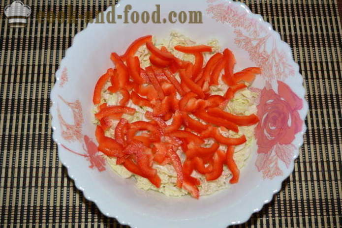 Salade met Chinese kool, tomaten en paprika's - hoe je een salade van Chinese kool, een stap voor stap recept foto's voor te bereiden