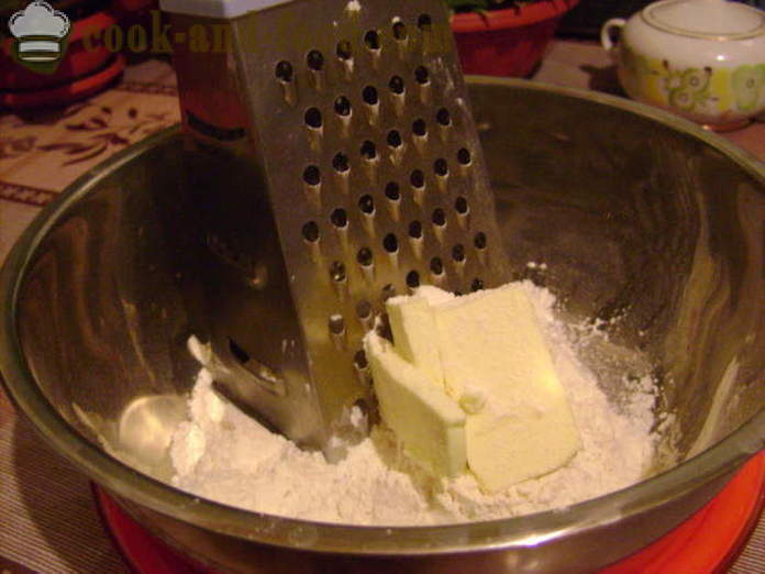 Universal Butter gistdeeg voor taarten - hoe gistdeeg cake, een stap voor stap recept foto's voor te bereiden