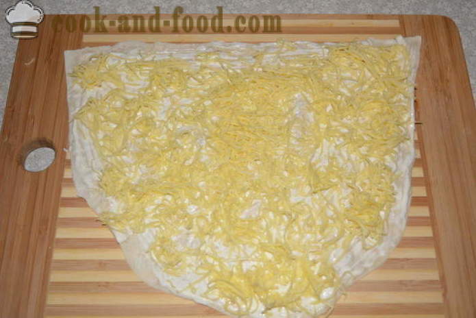 Een eenvoudige rol van pitabroodje met sprot, kaas en eieren - hoe je een brood van pitabroodje met sprot, een stap voor stap recept foto's te koken