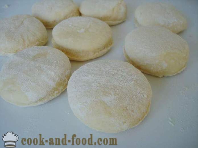Lush gestoomde dumplings met kwark - hoe dumplings gestoomd in multivarka, stap voor stap recept foto's te koken