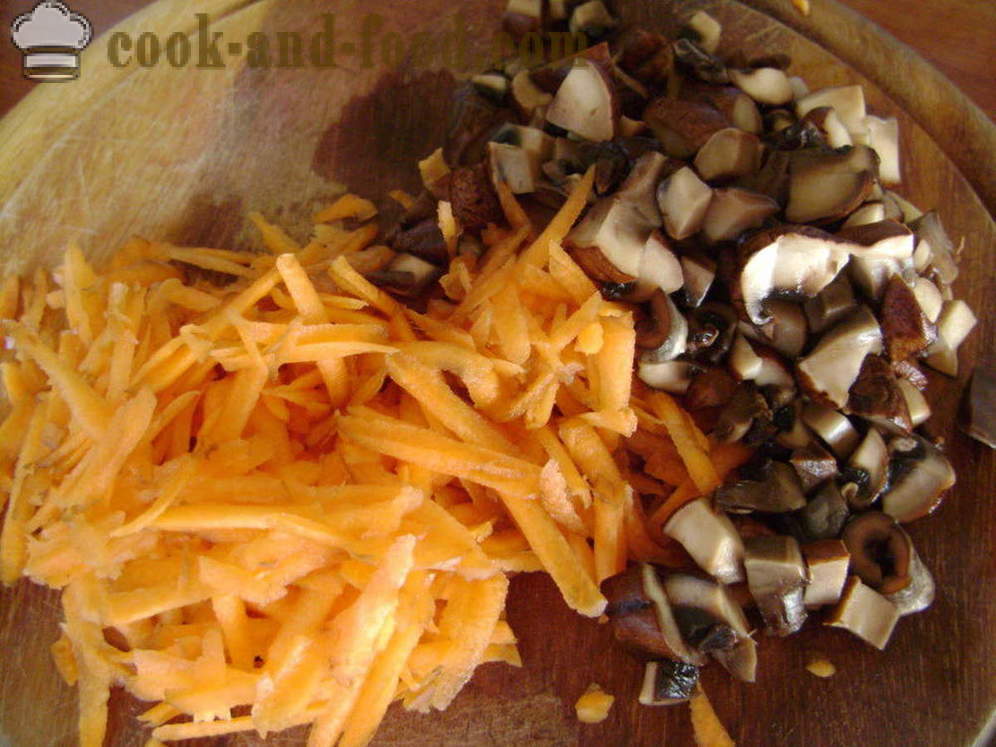 Gevulde paprika en courgette met kip en champignons - als gevulde paprika en courgette met gehakt, een stap voor stap recept foto's