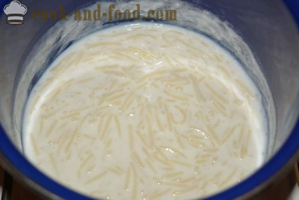 Melk vermicelli voor de kinderen - hoe melk noedels brouwen in de pan, een stap voor stap recept foto's