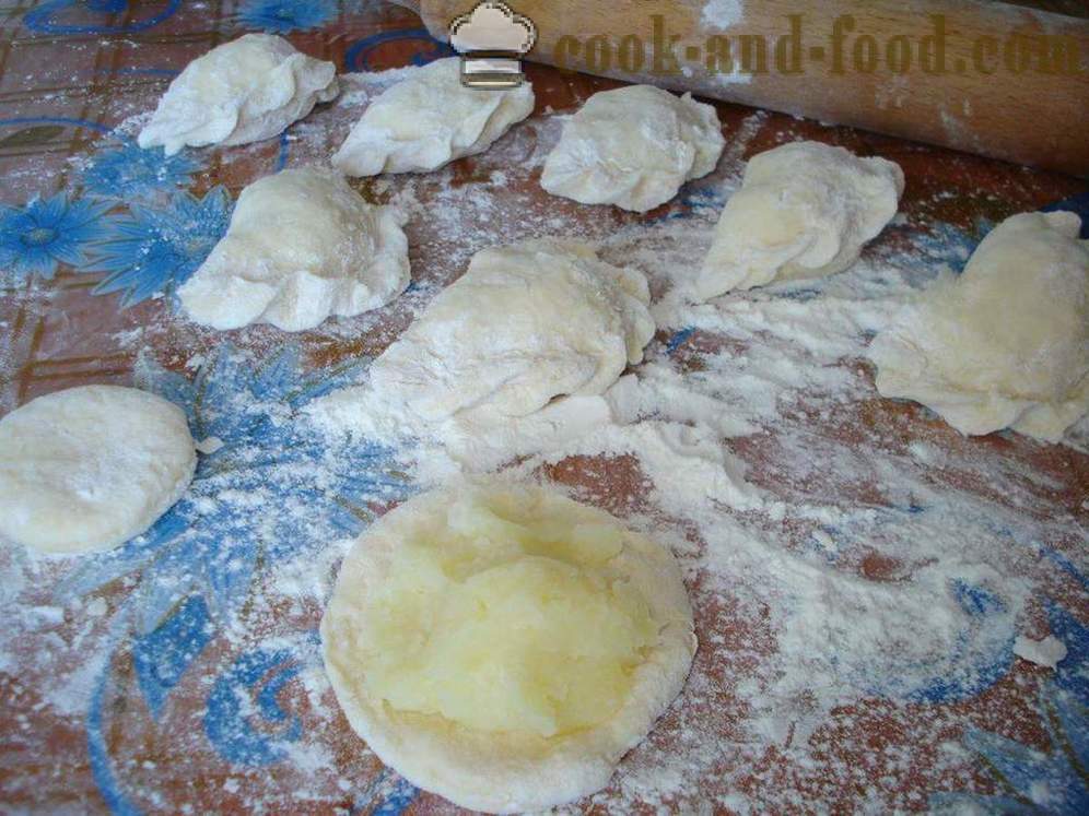 Dumplings met aardappelen en uien - hoe dumplings maken met aardappelen, een stap voor stap recept foto's