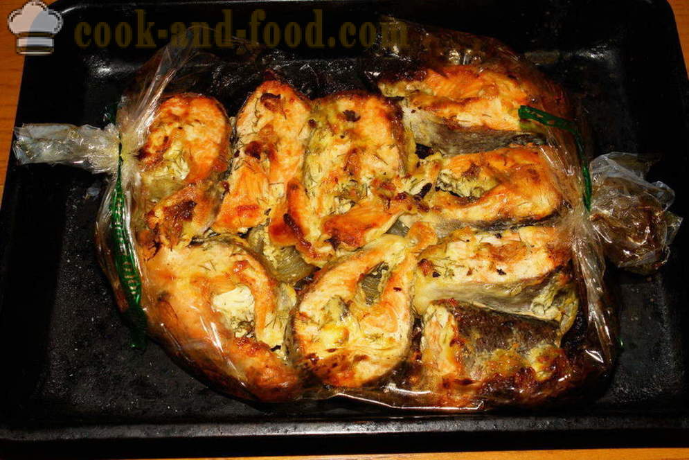 Zalm gebakken in de oven - als een lekkere zalm bakken in de oven in de mouw, poshagovіy recept met een foto