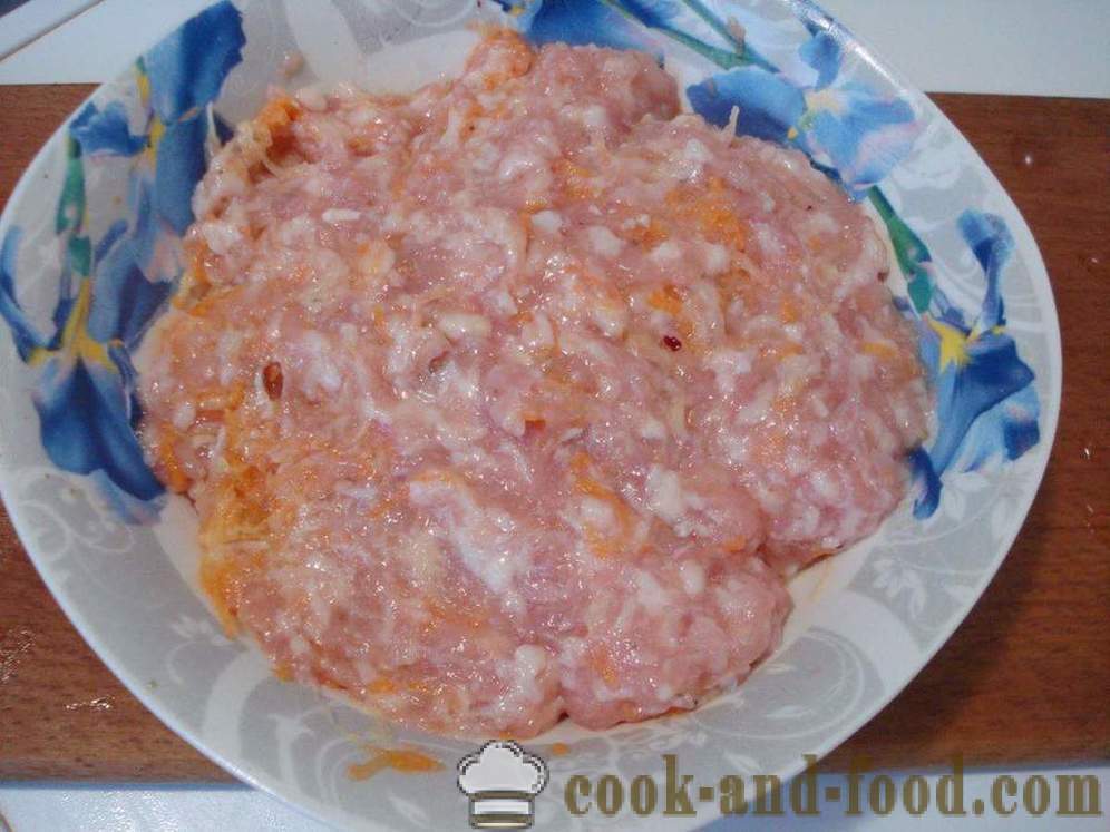 Koteletten van de kip met pompoen en gevuld met kaas in multivarka - hoe kip schnitzels in multivarka, stap voor stap recept foto's te koken