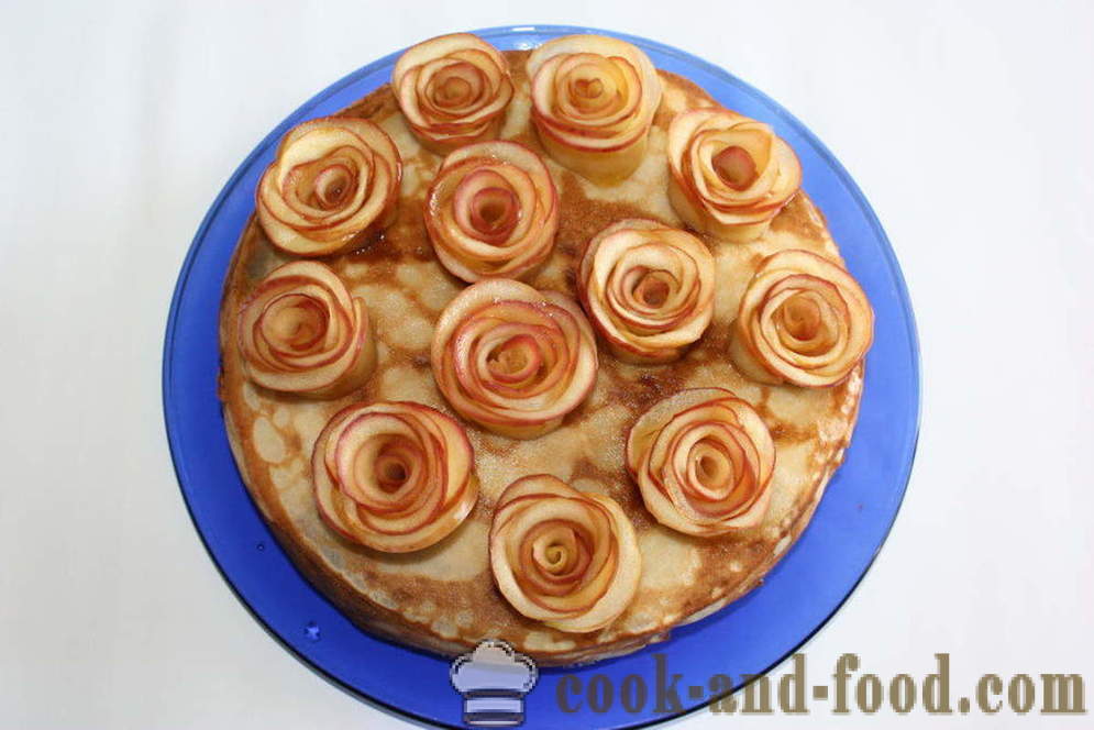 Pannenkoek taart met roomkaas en appel roses - hoe je een pannenkoek taart met wrongel, een stap voor stap recept foto's maken
