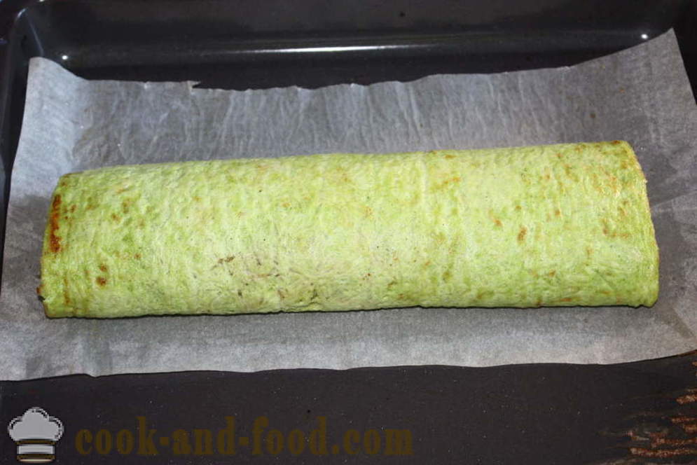 Kip roll met omelet - hoe je een omelet roll gevuld met kip, een stap voor stap recept foto's te koken
