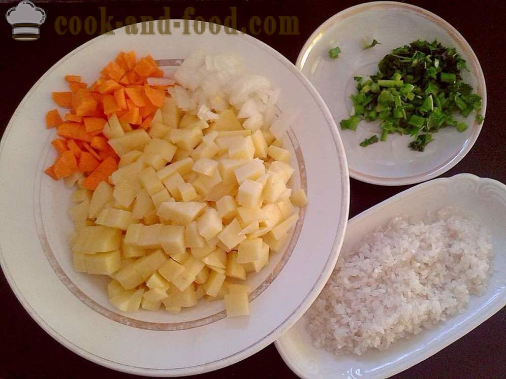 Eenvoudige soep met balletjes en rijst - hoe soep koken met gehaktballetjes in multivarka, stap voor stap recept foto's