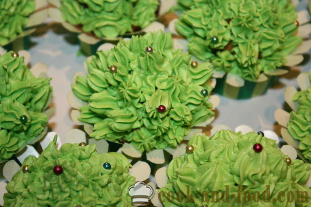 Vanille cupcakes met slagroom top-stap voor stap, hoe je cupcakes te maken met slagroom op de top, een recept met een foto