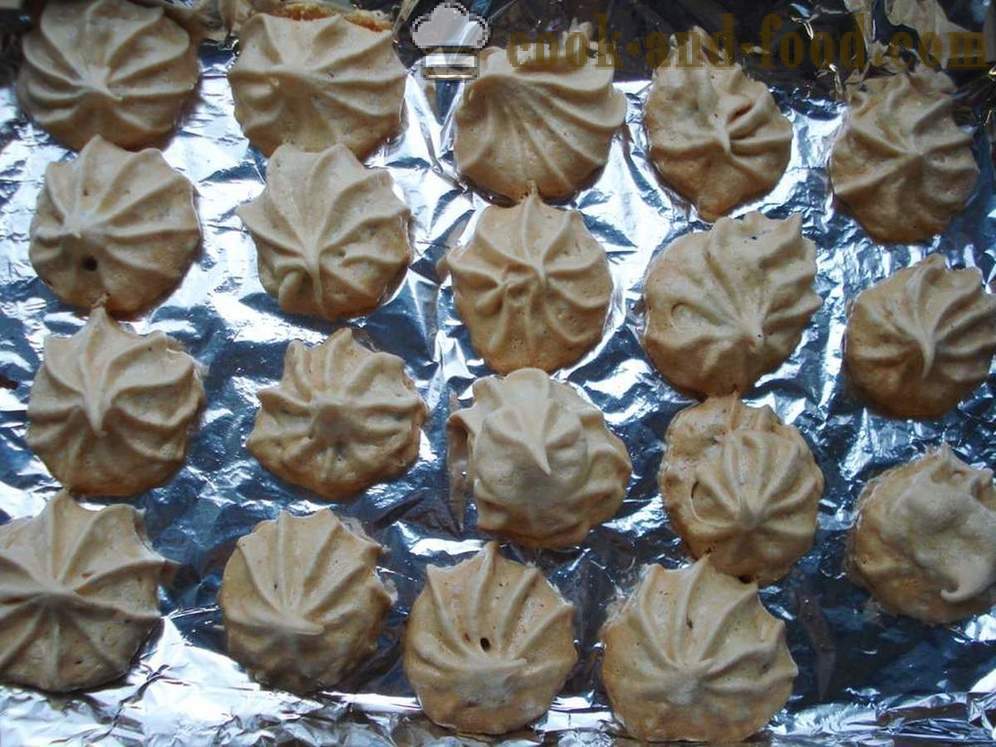 Citroen meringue met noten in de oven - hoe de meringue in het huis te koken, stap voor stap recept foto's