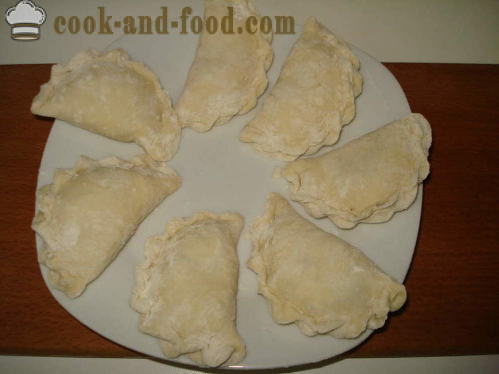 Dumplings met champignons - hoe om te dumplings koken met champignons, een stap voor stap recept foto's