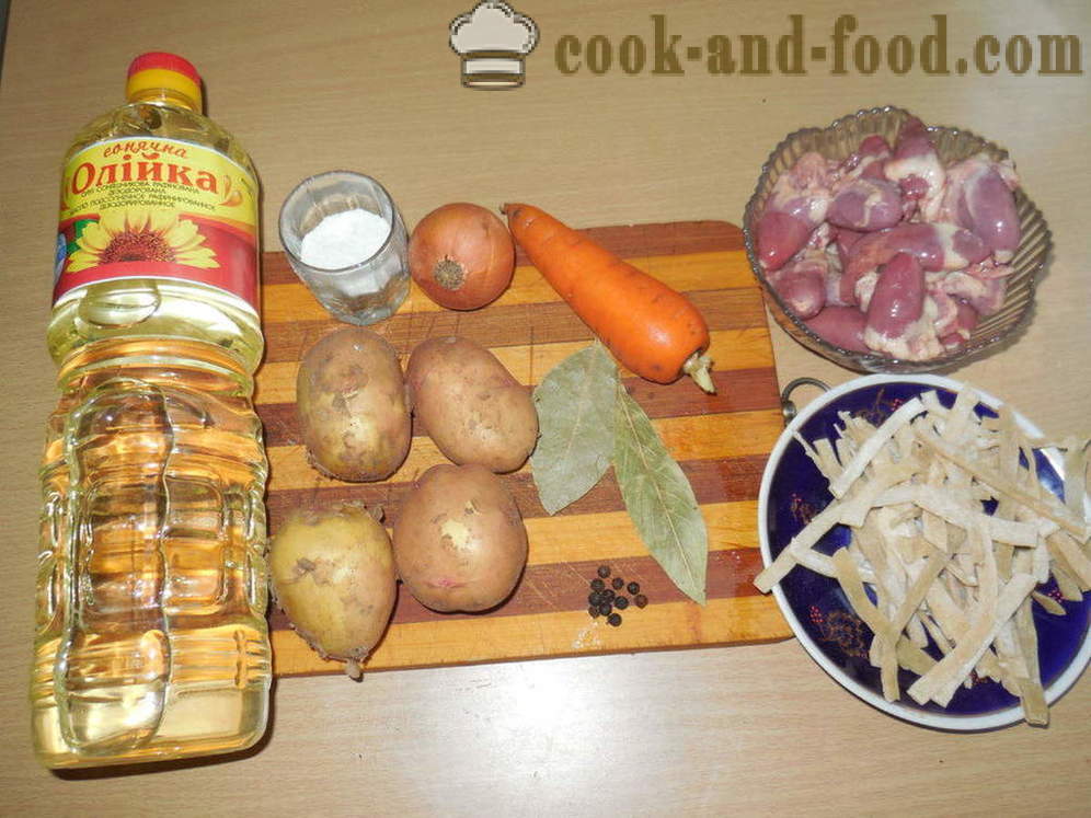 Soep met zelfgemaakte noedels en kip harten - hoe kippensoep koken in multivarka, stap voor stap recept foto's